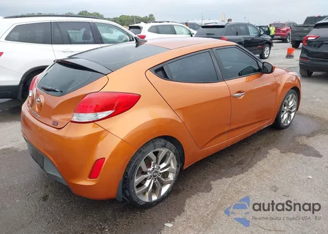 2015 Hyundai Veloster Re:flex z USA, uszkodzony, nr VIN KMHTC6AD0FU219448